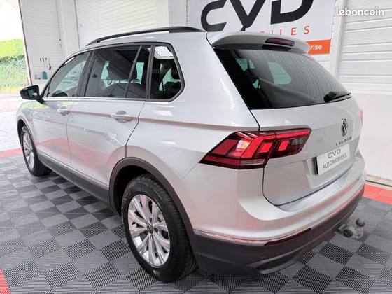 Volkswagen Tiguan - photo 6